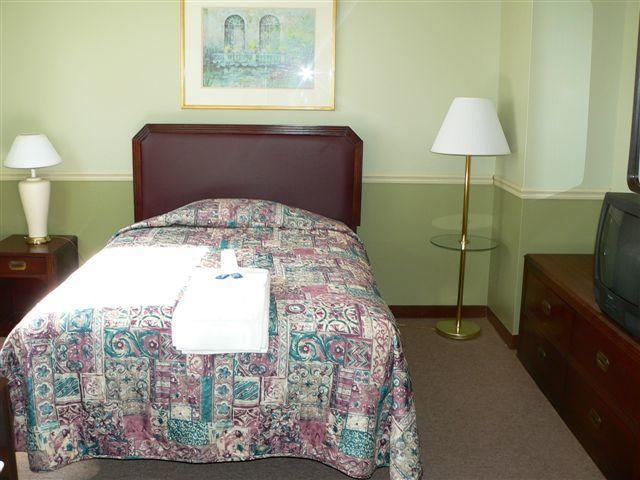 Brookside House Hotel Quincy Exterior foto